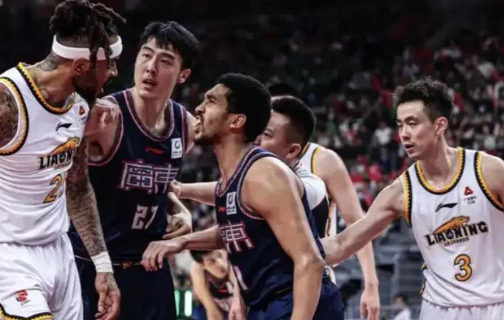 CBA新赛季截止目前，表现最耀眼的五位国家队球员如下。

1.高诗岩    28