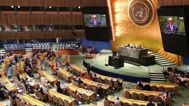联合国大会有个挺有意思的情况。近日一项将俄乌冲突定性为“俄罗斯侵略乌克兰战争”的