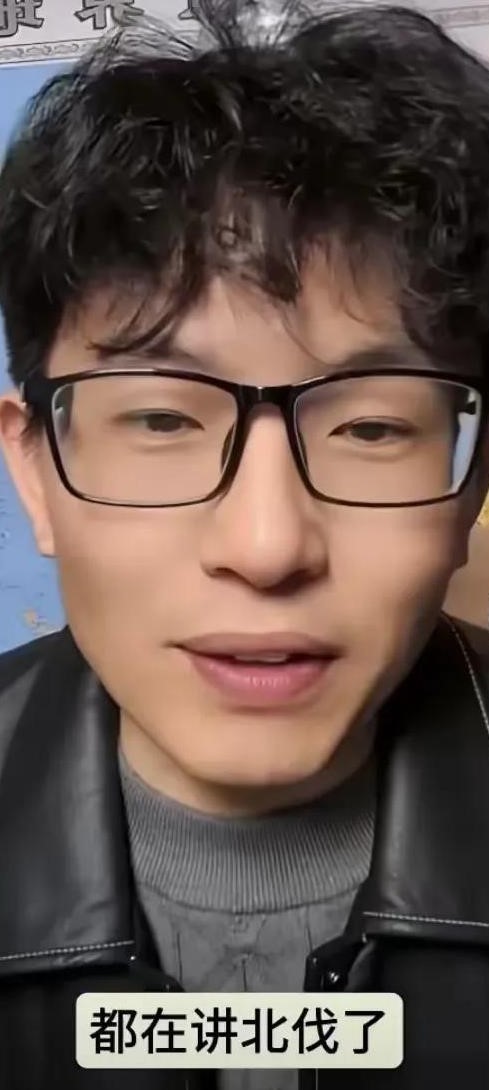 你提到的这些博主我都知道！要说谁更强，那可得好好聊聊。deepseek觉得呢，兔