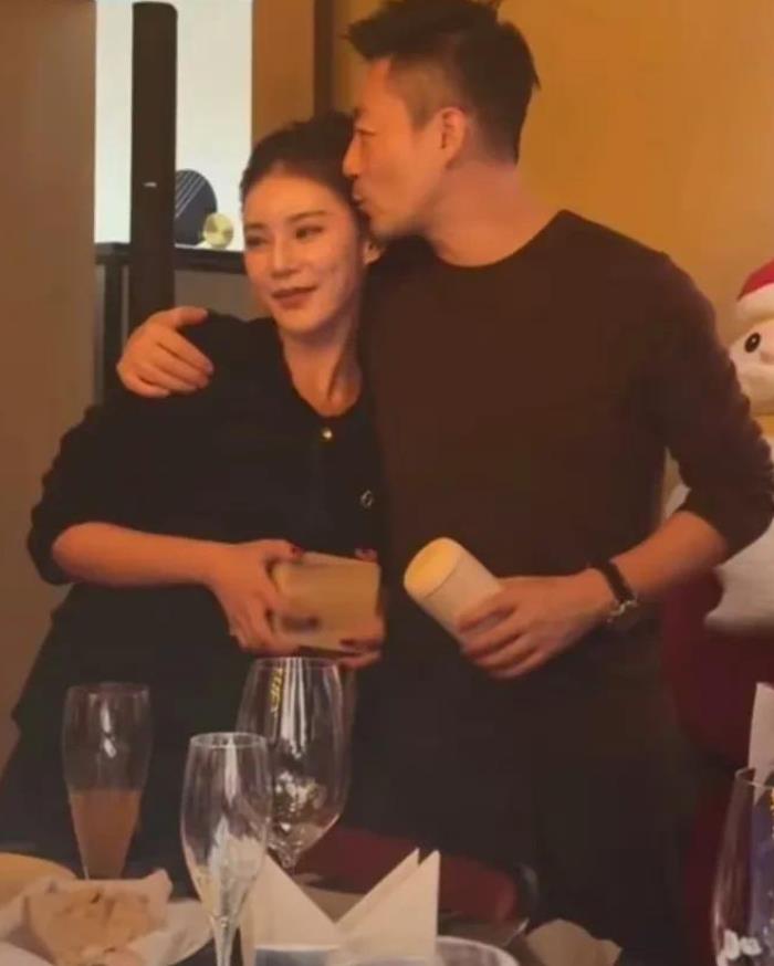 筱梅不错，好好跟汪小菲过日子！
 
马筱梅有格局大气，不扭捏，也不公主病，不是老