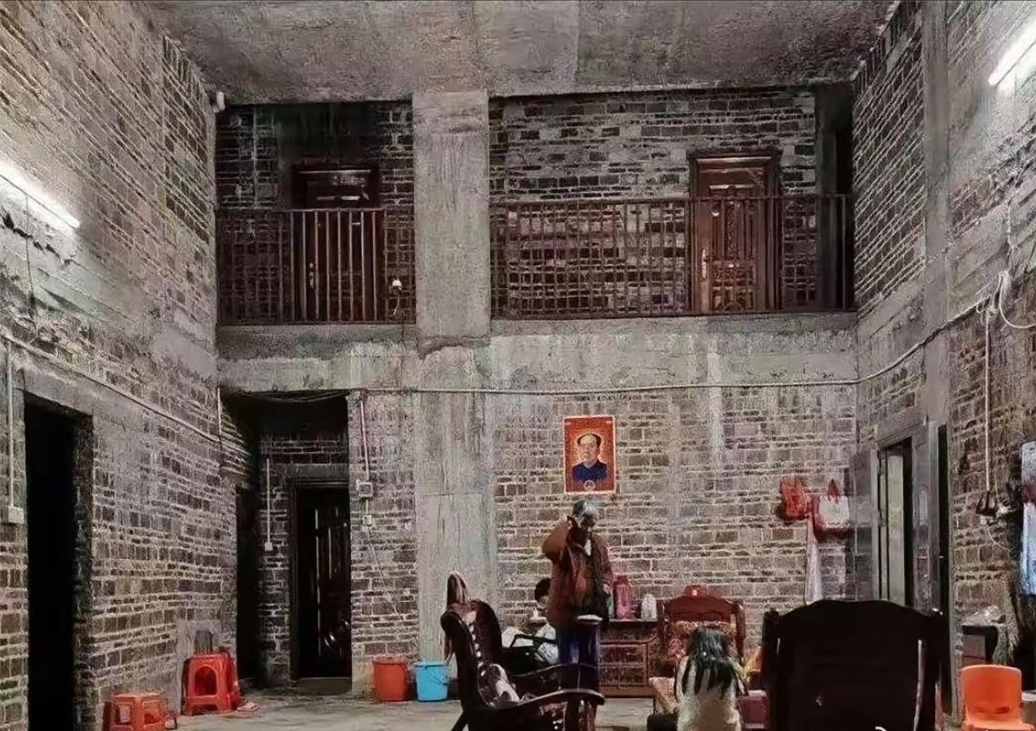 广西农村，为啥舍得建楼却不舍得装修？