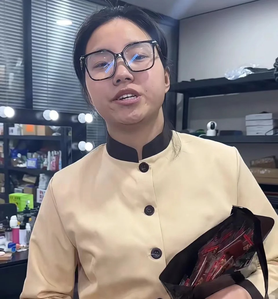 大小周究竟是什么时候兴起的
前有TSL撕毁应届生三方，后有LJLN一年后裁员应届