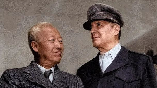 逃不开的“青瓦台魔咒”？细数韩国历任总统毁誉参半的政治结局