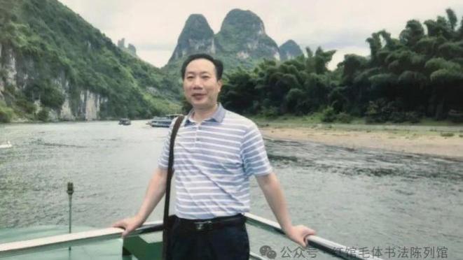 他从1226画册中脱颖而出，驻站新会员金涛成为1226画册网宣活动人气冠军