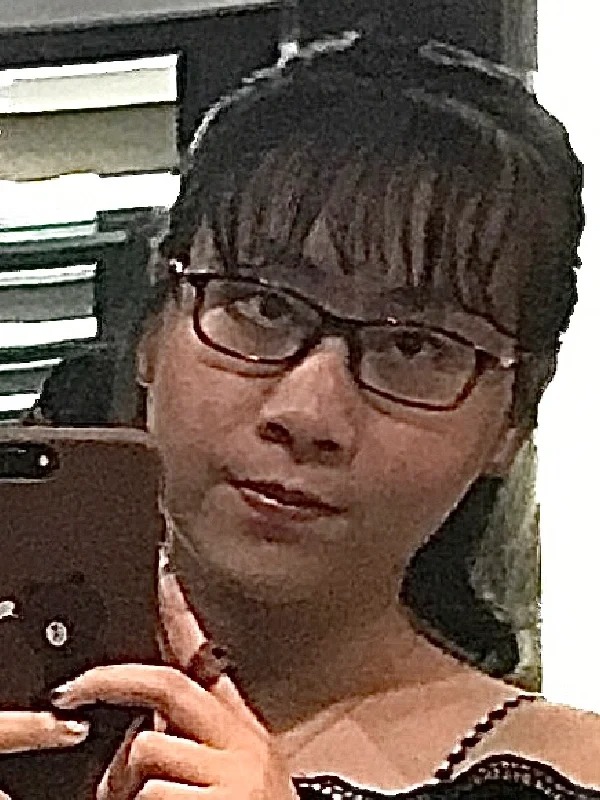 姐也不知道怎么就变成美女了…
老婆们坠喜欢哪一个妆捏