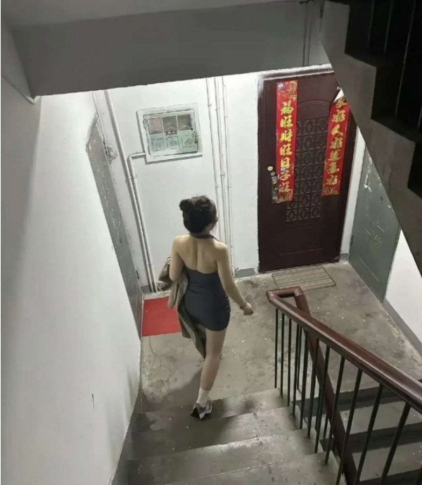 遇到这样的邻居，应该怎么办