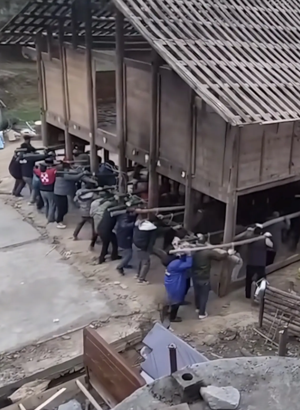 这是我所见过最壮观的搬家