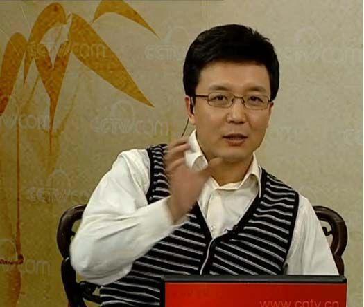 路一鸣：从央视主持到AI领域的探索者