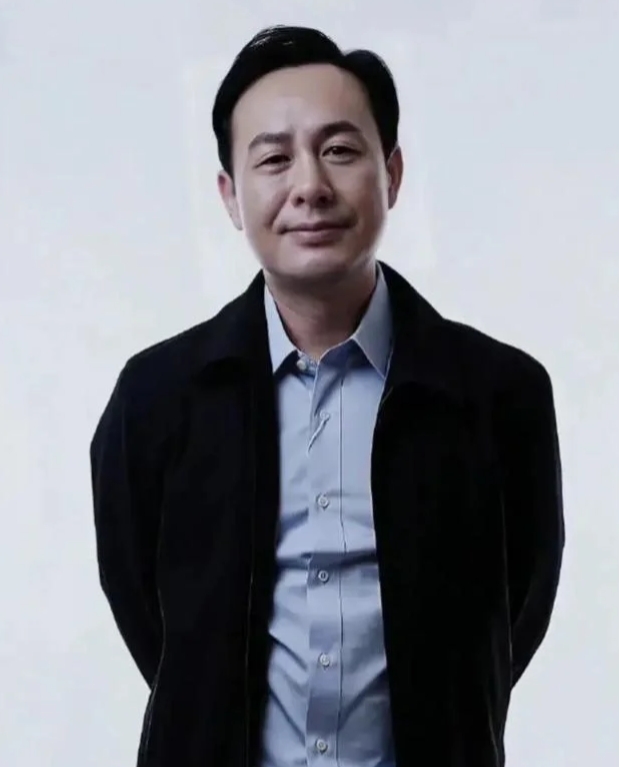 张颂文、姚安娜组合引关注