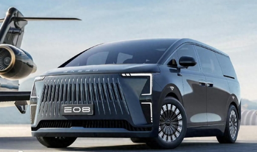 星纪元MPV测试车突现，内饰设计成焦点