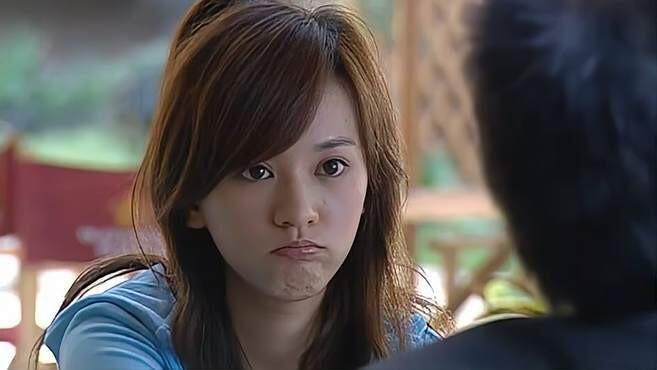 陈意涵行为引争议，公众对其人品产生质疑