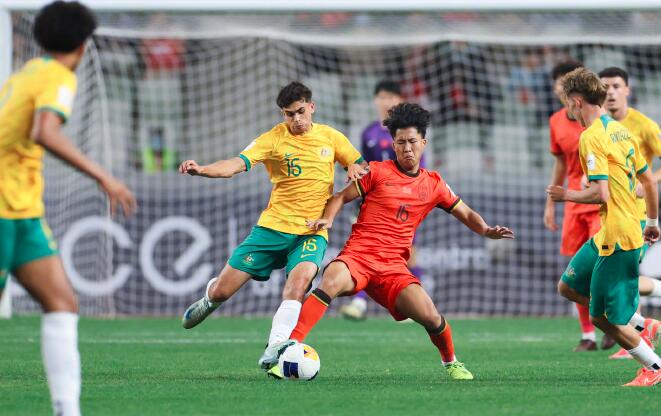 U20国足亚洲杯小组赛2胜1负，以小组第二晋级八强。前两轮连胜晋级，第三轮1-2