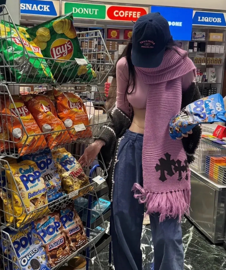 太冷了，没有围围巾根本不敢出门。