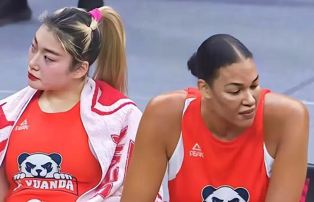 韩旭领衔，李梦坎贝奇闪耀，四川女篮107-72大胜北京！
