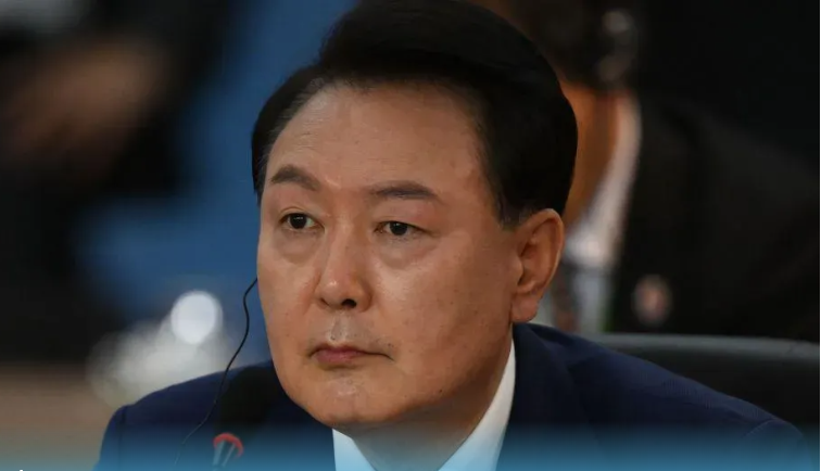 尹锡悦：战斗到底！