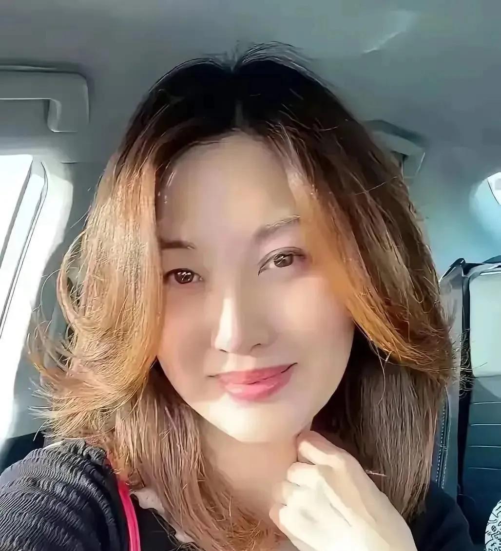 哄女人最管用最实际的16句话。
第一：你是我见过最美的女人。
第二：老子这辈子，