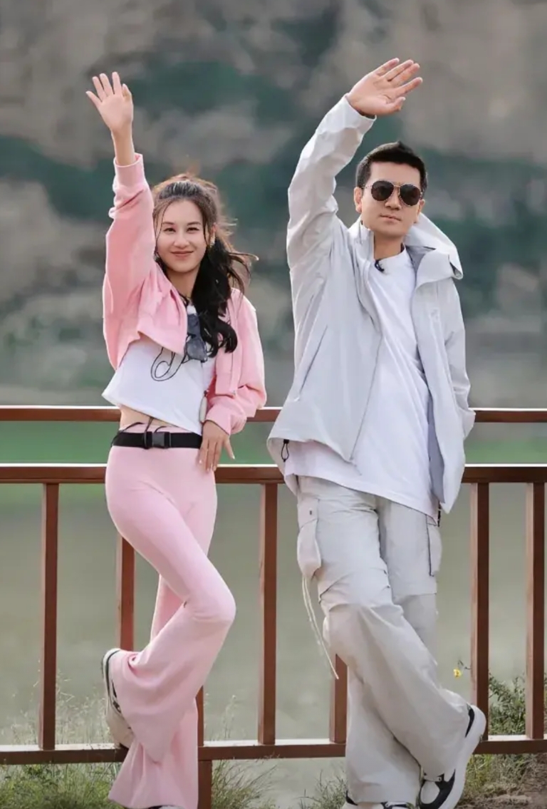 黄圣依选择离婚，杨子说：我又不是找不到更好的，我了解她，她就是比较过度依赖我……