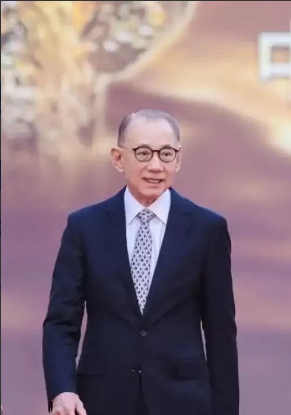 刚刚看到一则消息：关于哪吒为什么才在香港上映？杨受成老板亲自出来解释了，很重要的