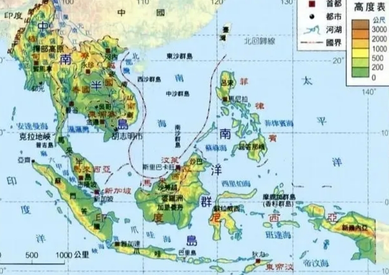 相比于美国的逐渐消停，中国周边的小国有点跳脱，甚至是闹腾。
韩国日本是聪明的，一