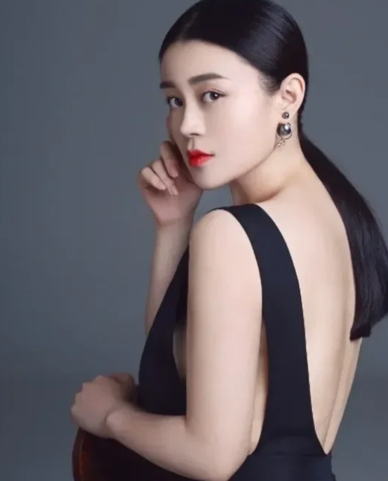 关婷娜的职业生涯