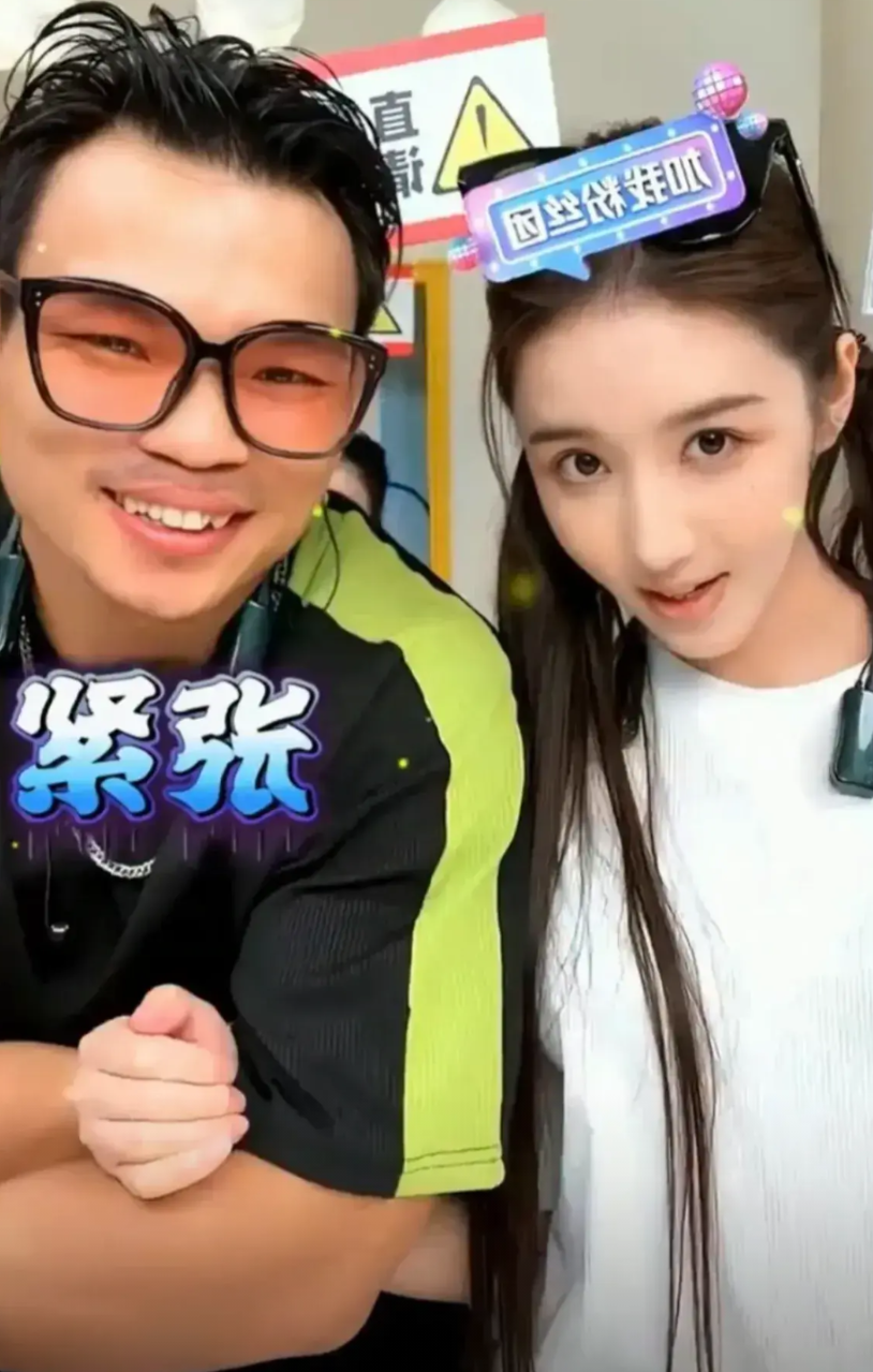 万万没想到三只羊中最聪明的居然是他们三个！

1、嘴哥：商务局就早早把自己灌醉不