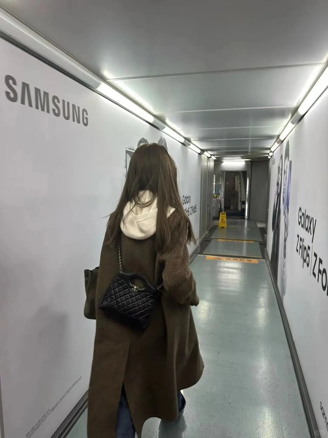 为什么越来越多人一个人去旅游了?
看到朋友圈很多人都是一个人去旅游，更享受一个人