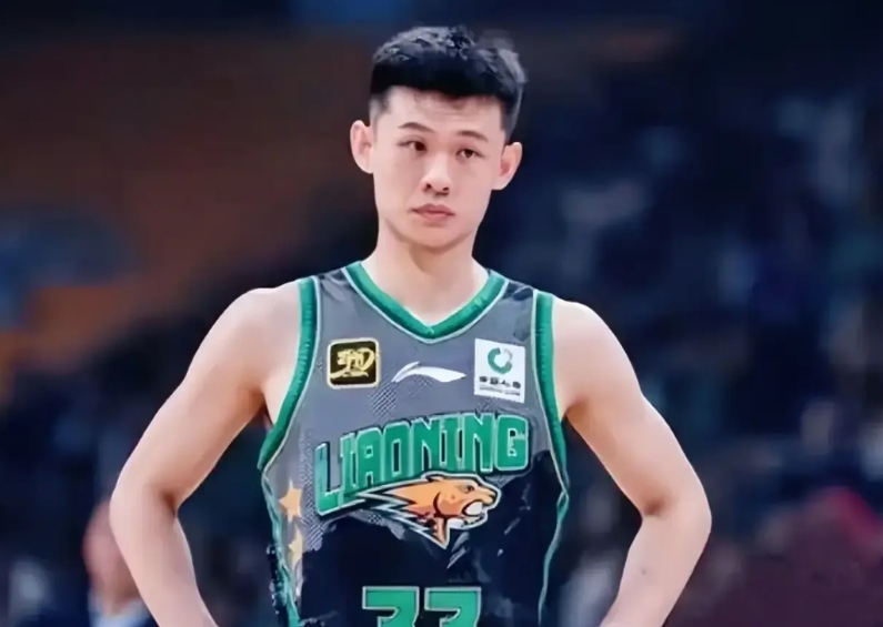 王岚嵚为什么到了辽宁就不行了呢
分析一些原因
1、数据对比：
王岚嵚在同曦场均1