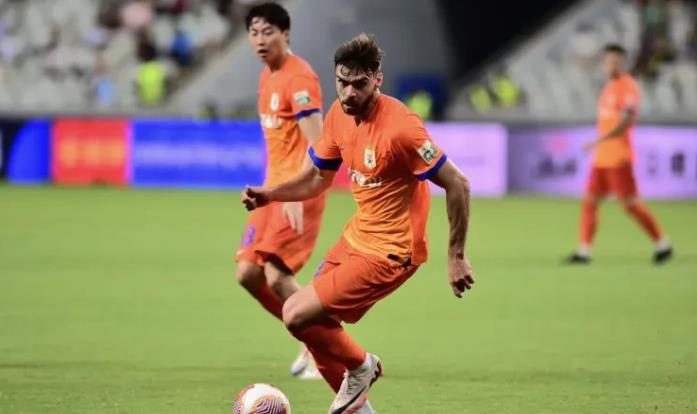 太绝了！随着鲁能泰山VS横滨水手首发阵容揭晓，有6件事真是没想到

1.没想到鲁