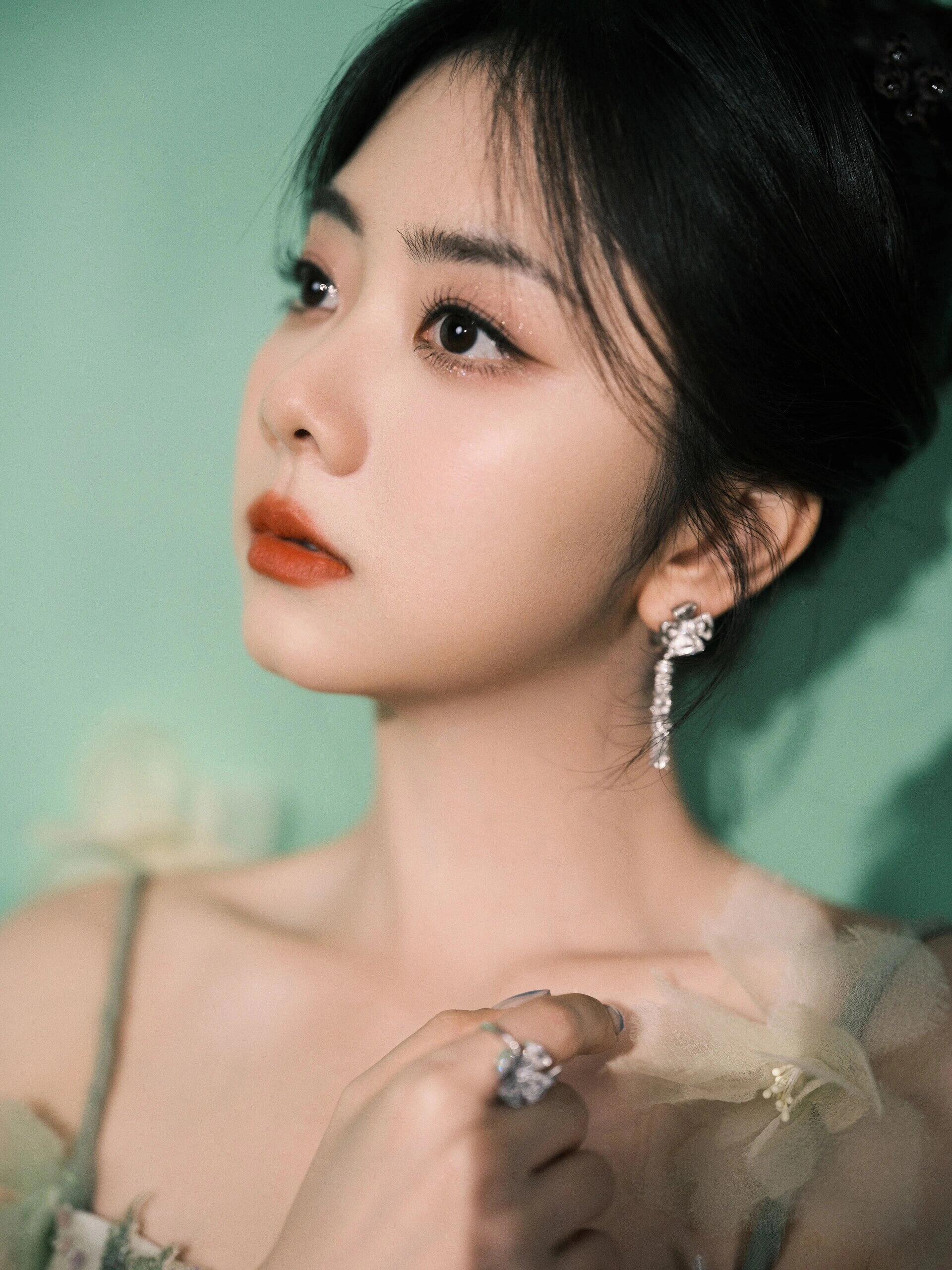 初恋少女脸谭松韵