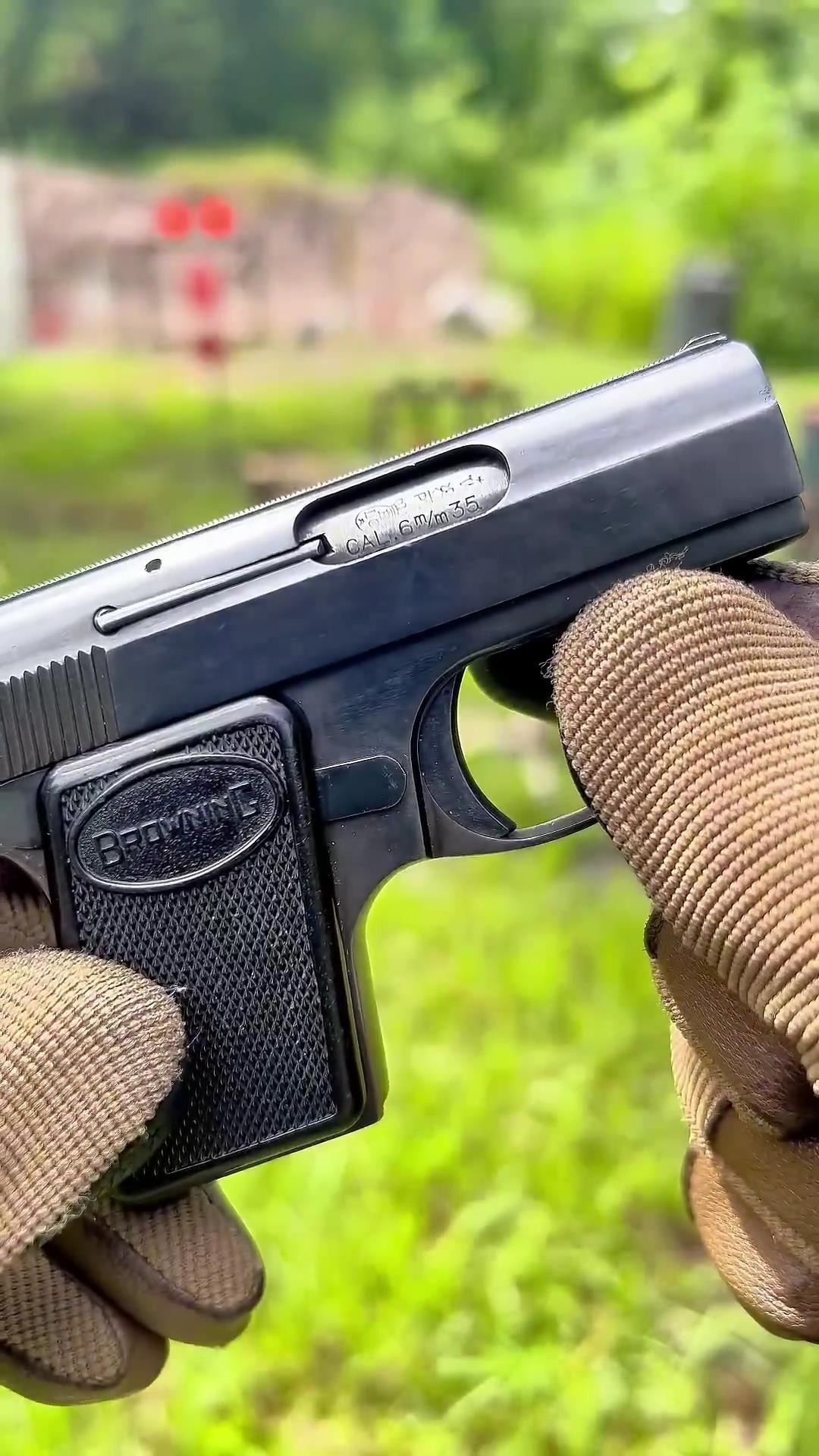 比利时FN超迷你宝贝武器 比手机尺寸还小 堪称口袋里的“隐形杀手”