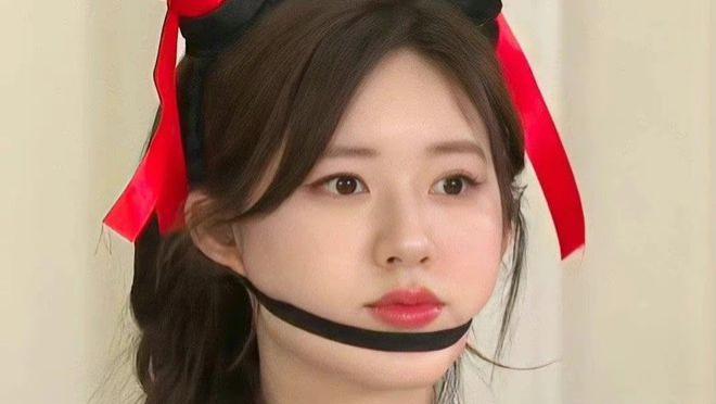 赵露思父母的基因太强大，QQ空间直到今天还流传着她的传说