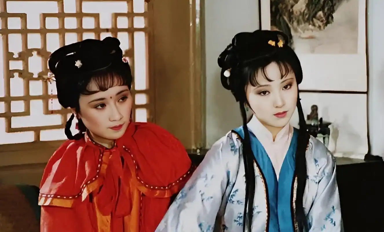 细节控必看！87 版《红楼梦》秦可卿出殡中的极致匠心