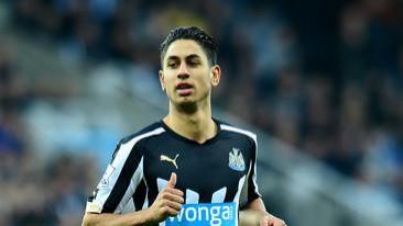 纽卡斯尔与阿森纳的激情对决