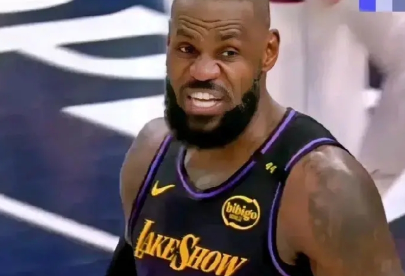 对于湖人来说，这是一场绝望的比赛，别看输得不是很多。

同城德比，湖人输给了快船