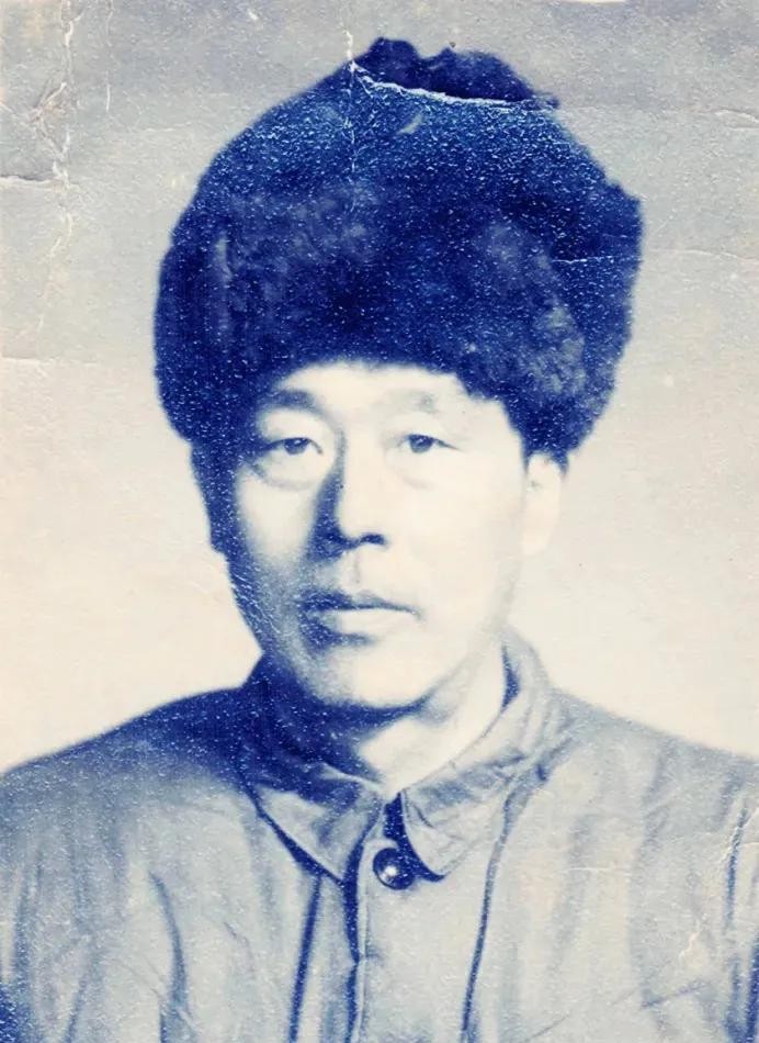 在风云变幻的1940年代上海，一个不为人知的保镖林怀部，以一枪之力搅动了整个上海