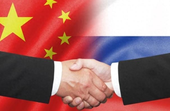 王毅：中俄友好根基牢不可破

近日，我国外长王毅在南非和俄罗斯外长拉夫罗夫举行了