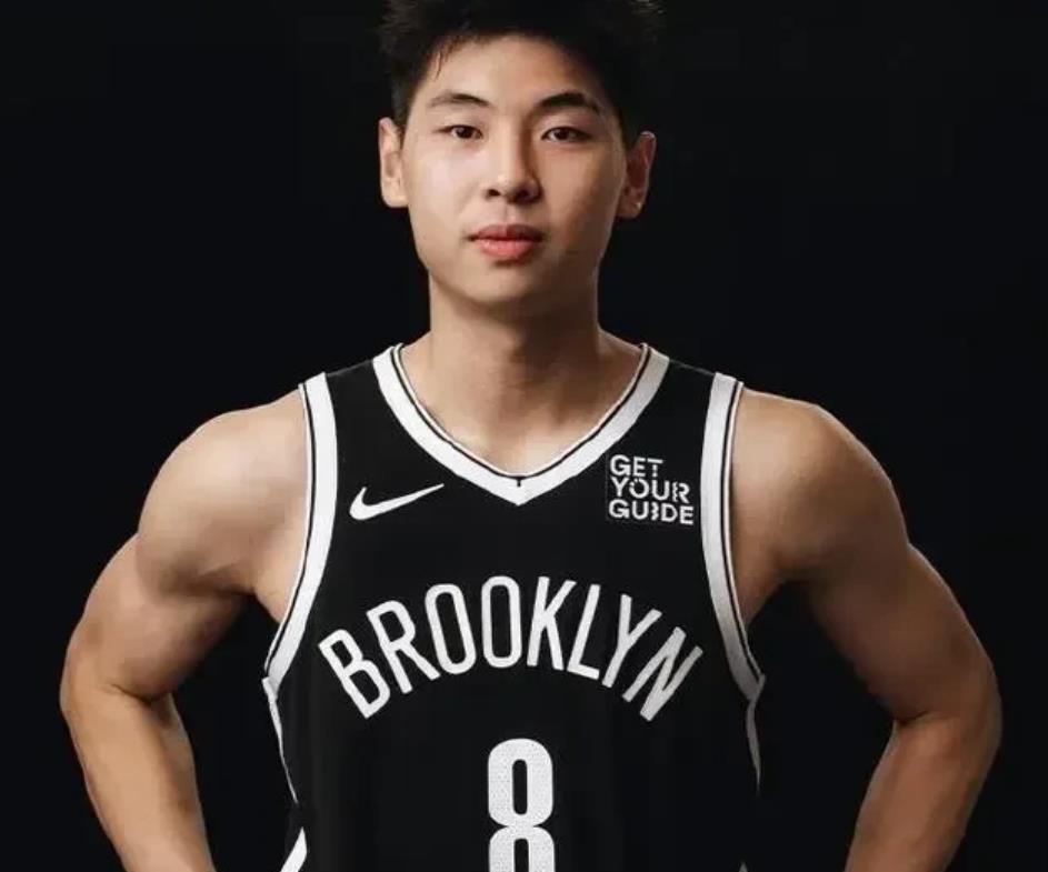 不可思议，11月6号的中国男子篮球，有2个惊人的好消息！

1、据美国媒体报道，