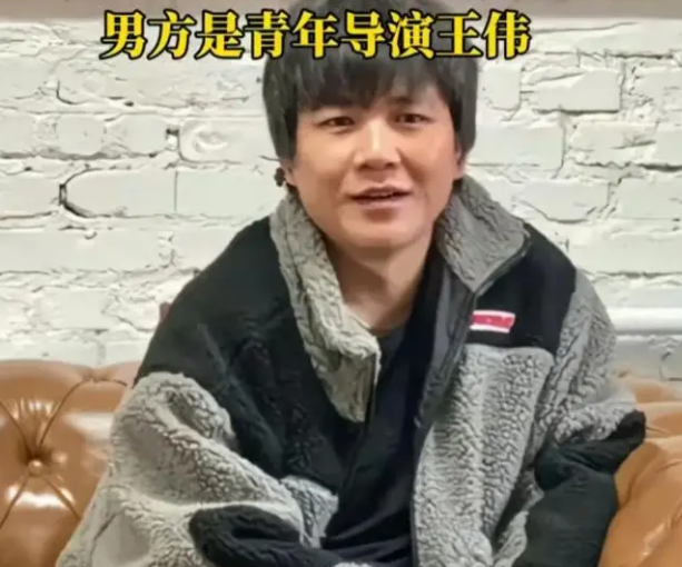宋佳近期瓜田不断，刚被曝与知名导演王伟隐婚两年未回应，又传出好消息，看来杨幂所言