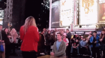 来感受一下那些求婚的悲剧结局​​​