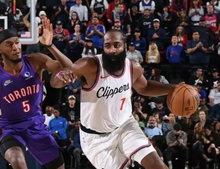 哈登过去5场运动战71中25，命中率仅35%，但快船4胜1负

今天NBA常规赛