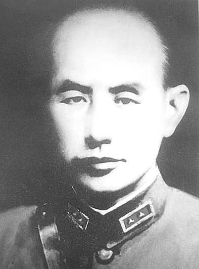 1940年9月13日，东北军师长常恩多在得知军长缪澄流与日军勾结后，气愤地说：“