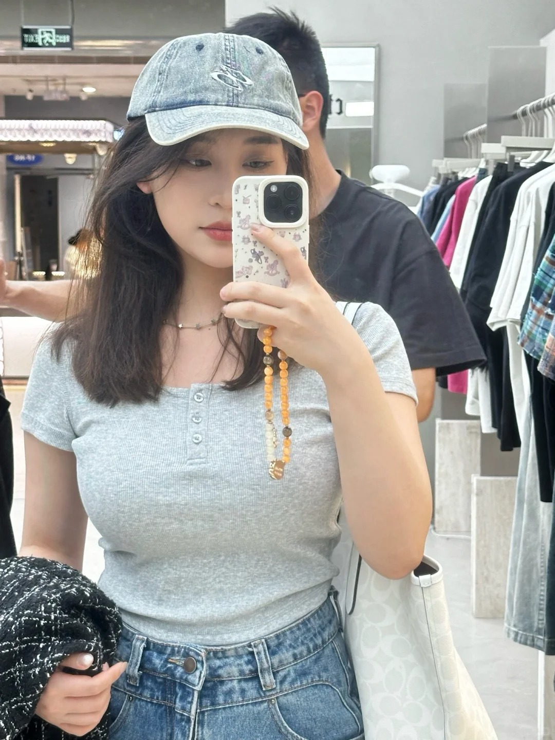 这个帽子真的太绝了
好喜欢这个帽子啊啊啊啊啊！