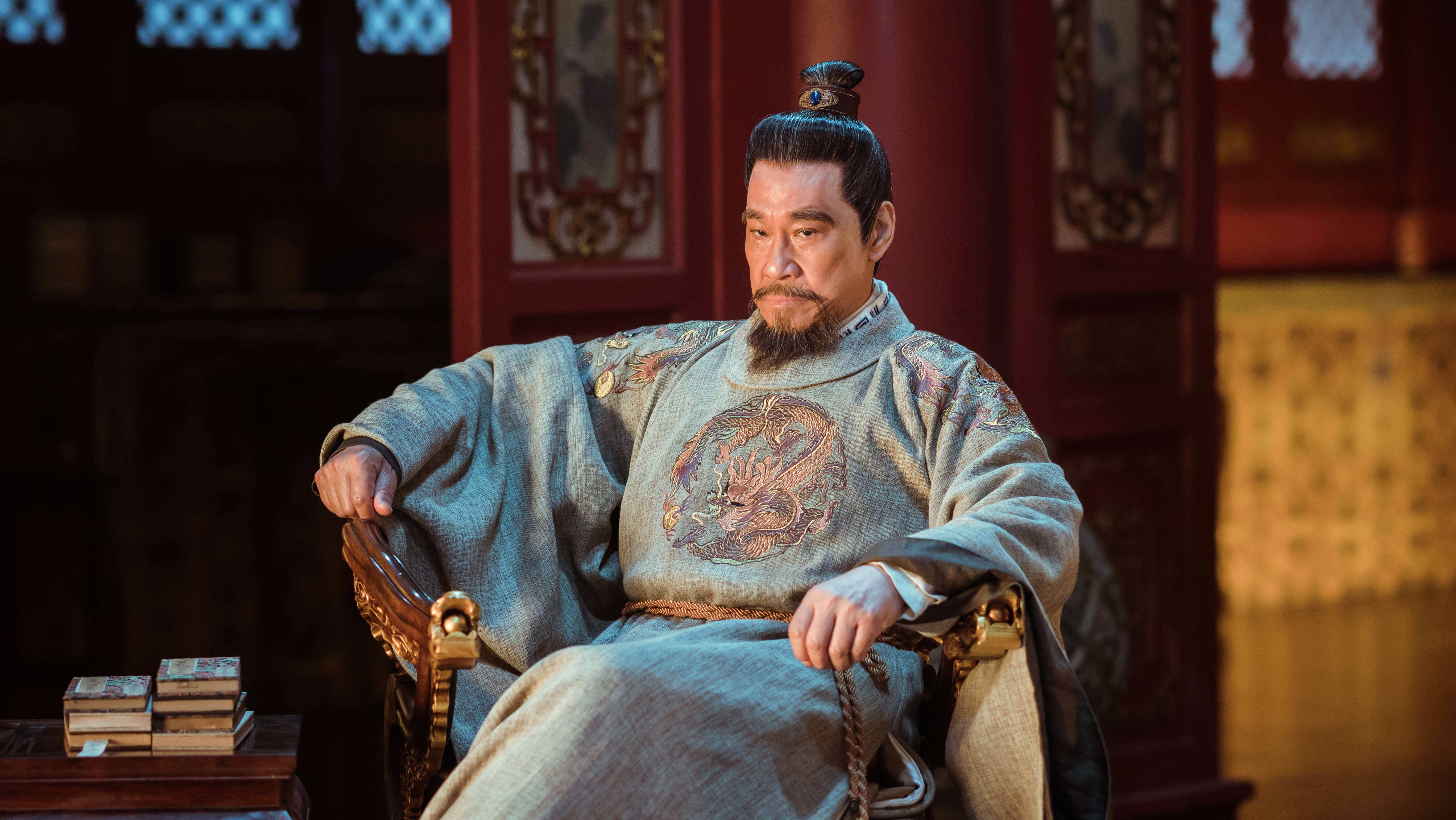 野史：1420年，朱棣将3000宫女全部活剐。行刑时，他亲临现场观赏全过程，看着