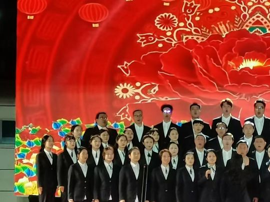 什么相机啊，给我哥拍成伪人了都