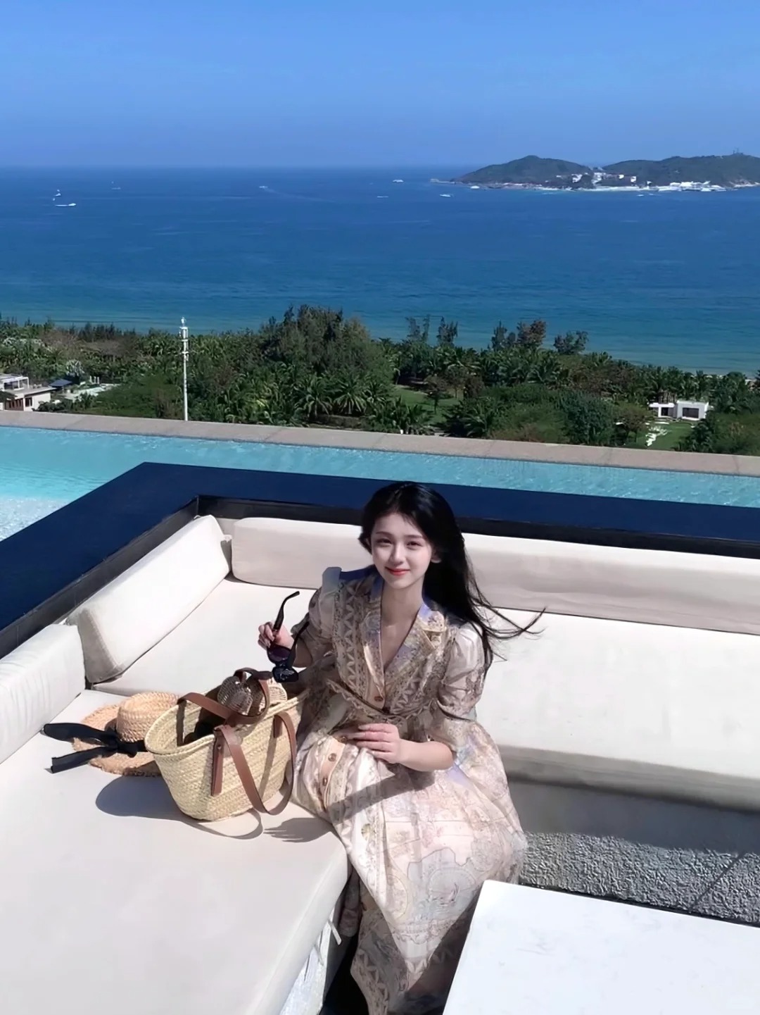 ꙳🌴⊹꙳ ⊹꙳ 👗꙳
喜欢度假亚麻编织感
清爽的夏日气息会扑面而来～🍸