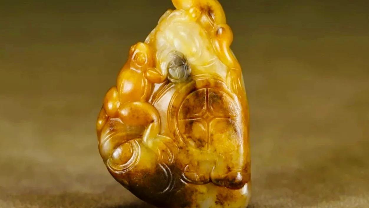 和田玉玉质天花板！十个和田籽料的独有特征！