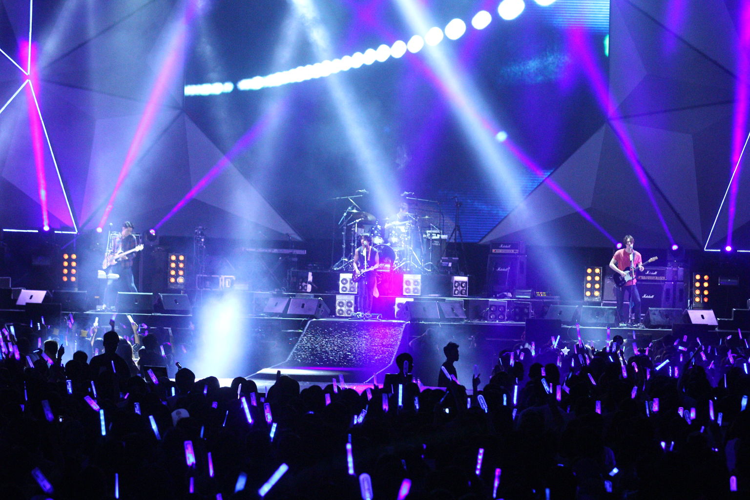 怎样看待偶像崇拜文化