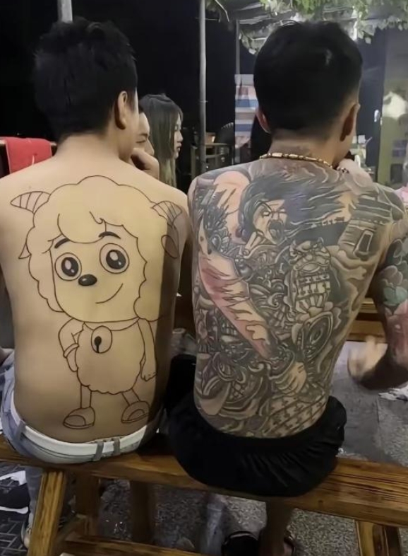 这俩你觉得哪个更厉害？