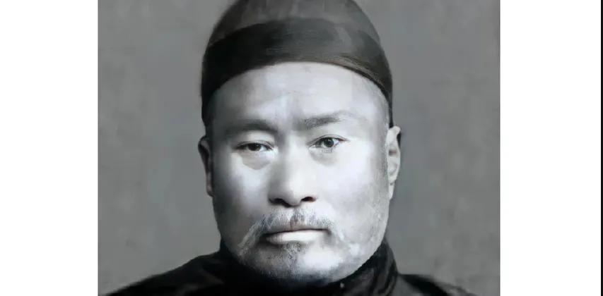 1885年，习武十年的尚云祥，少有敌手。谁知，1偶然的机会，竟败于习武才3年的年