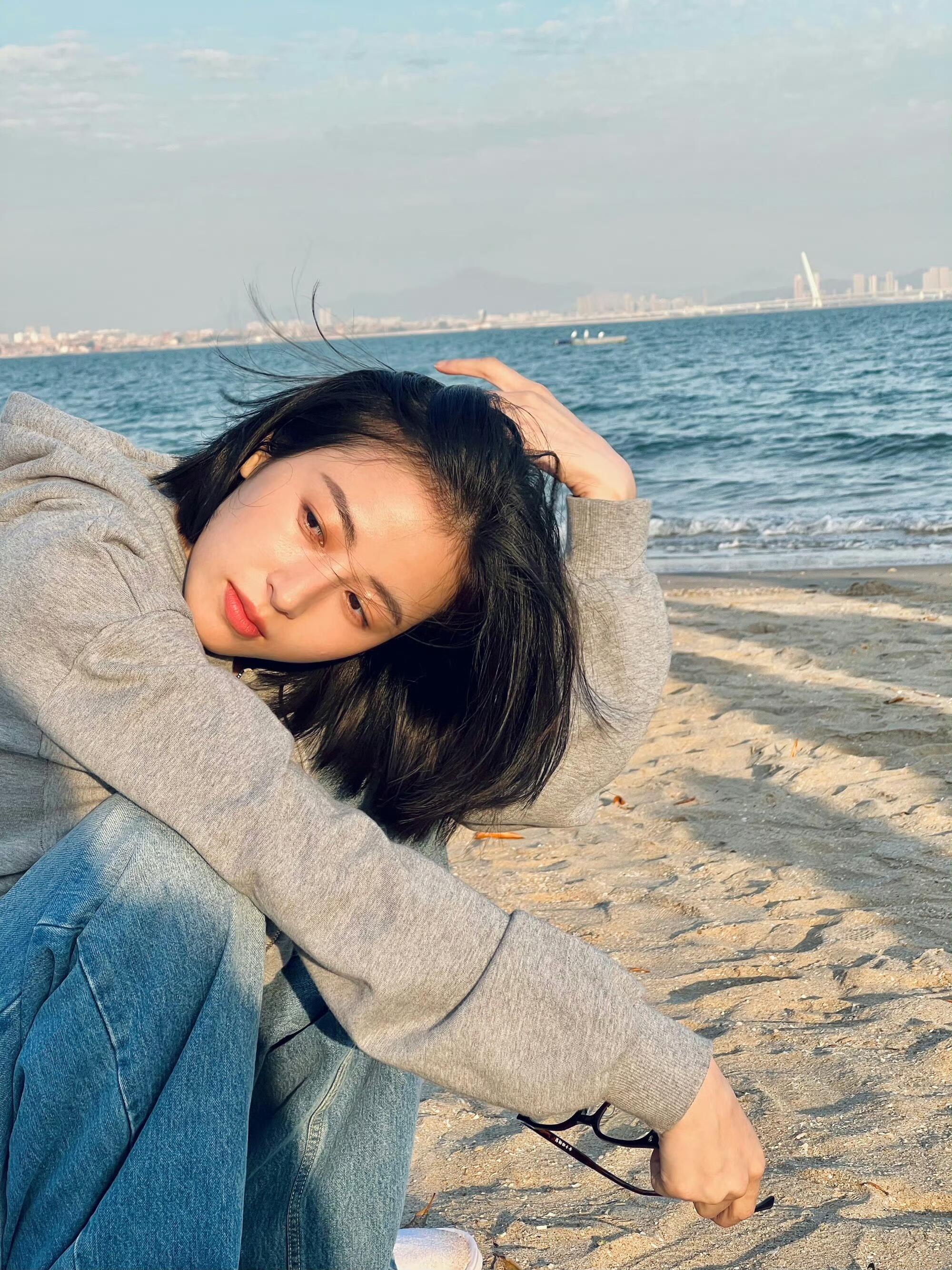 周雨彤爱死周姐